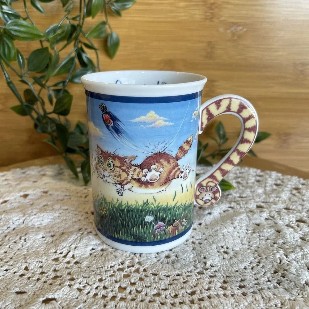 Gary Patterson Comical Cats Surprise Mug Danbury Mint Tail Handle Vintage 1993